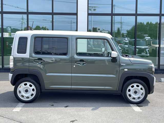 スズキ ハスラー HYBRID G 道東・釧路十勝 2023(令5)年 5.3万km クールカーキパールメタリック/ソフトベージュメタリック ・４WD/・社外メモリナビ/（CD/Bluetooth/FM/AM/AUX)/・バックカメラ/・スマートキー/・プッシュスタート/・ETC/・社外前後ドライブレコーダー/・アイドリングストップ/・デュアルカメラブレーキサポート/・横滑り防止機能/・盗難防止機能/・レーンキープアシスト/・レーダークルーズコントロール/・ダウンヒルアシストコントロール/・オートライト