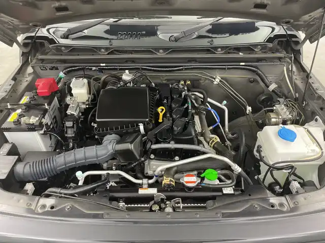 スズキ ジムニー シエラ JC 三重県 2021(令3)年 0.6万km ブルーイッシュブラックパール3 禁煙車　/純正8インチＳＤナビ　/衝突被害軽減ブレーキ　/レーンキープアシスト　/前席シートヒーター　/クルーズコントロール　/バックカメラ　/ダウンヒルアシストコントロール　/ＬＥＤ　/フォグ　/純正ドライブレコーダー/革巻きステアリング/ステアリングスイッチ/社外スロットルコントローラー/パートタイム4WD