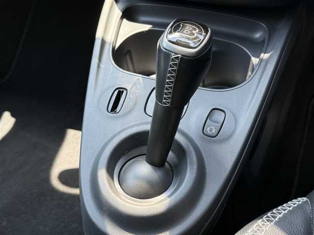 スマート ＭＣＣ スマート BRABUS エクスクルーシブ 静岡県 2019(令1)年 2.3万km 赤 ガラスルーフ/レザーシート/社外メモリナビ/(CD/DVD/Bluetooth/フルセグ)/衝突被害軽減システム/バックカメラ/クルーズコントロール/レーンキープアシスト/パーキングアシスト/シートヒーター/キーレスキー/ETC/純正フロアマット/純正17インチアルミホイール/フロントフォグランプ/保証書/取扱説明書/スペアキー