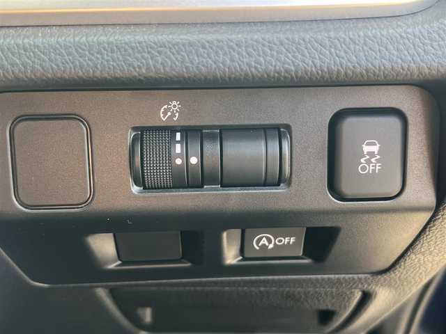 スバル インプレッサ Ｇ４ 1．6i－L 新潟県 2016(平28)年 7.6万km ダークブルーパール ４WD/社外ナビ/バックカメラ/リモコンキー/純正エンジンスターター/アイドリングストップ/プッシュスタート/MTモード付AT/ステアリングスイッチ/ETC/パドルシフト/社外フロアマット/社外ドアバイザー/オートライト/オートエアコン/パワーステアリング/パワーウィンドウ/横滑り防止/盗難防止装置/寒冷地仕様/電動格納ミラー/保証書/取扱説明書/記録簿