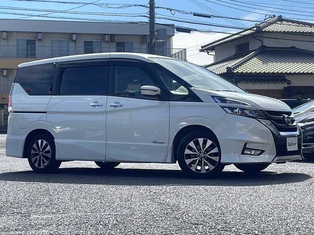日産 セレナ ハイウェイスター プロパイロットED 大阪府 2016(平28)年 4.7万km ブリリアントホワイトパール 純正ナビ(CD/DVD/BL)/フルセグTV/プロパイロット/レーダークルーズコントロール/両側PWスライドドア/ハーフレザー/ETC/フリップダウン/革巻きステアリング/サンシェード/スペアキー×1