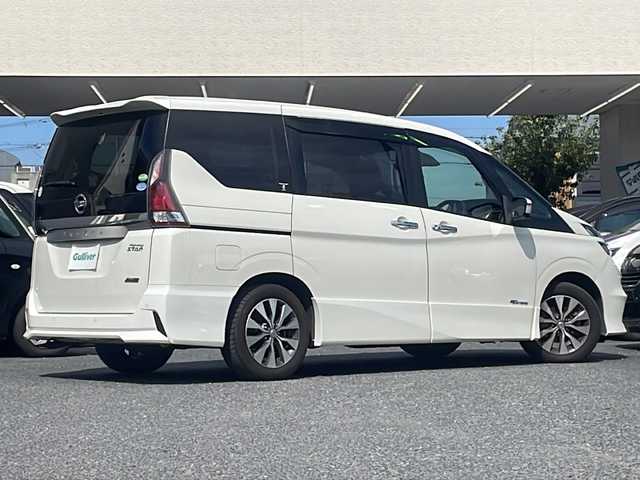 日産 セレナ ハイウェイスター プロパイロットED 大阪府 2016(平28)年 4.7万km ブリリアントホワイトパール 純正ナビ(CD/DVD/BL)/フルセグTV/プロパイロット/レーダークルーズコントロール/両側PWスライドドア/ハーフレザー/ETC/フリップダウン/革巻きステアリング/サンシェード/スペアキー×1