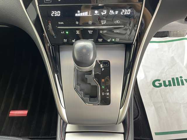 トヨタ ハリアー プログレス メタル&レザーP 秋田県 2018(平30)年 4.1万km ブラック 4WD/ターボ/純正ナビ（フルセグTV CD DVD BT ）/バックカメラ/プリクラッシュセーフティー/レーダークルーズコントロール/パノラミックビュー/インテリジェントクリアランス/前後ドライブレコーダー/プッシュスタート　スマートキー/スペアキー1本/JBLサウンド/前席パワーシート/レザーシート/シートヒーター/エアシート/パワーバックドア/純正18インチアルミ装着/LEDヘッドライト　フォグランプ/ミラーヒーター/電動格納ミラー/ドアバイザー/ウィンカーミラー