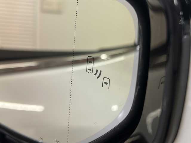 レクサス ＵＸ 250h Fスポーツ 熊本県 2019(平31)年 5万km ホワイトノーヴァガラスフレーク 禁煙車/ムーンルーフ/パノラミックビューモニター/Lexus Safety System＋/・プリクラッシュセーフティ/・レーントレーシングアシスト/・レーダークルーズコントロール/・オートハイビームアシスト/・ブラインドスポットモニター/・ヘッドアップディスプレイ/・クリアランスソナー/純正ナビ/・CD.DVD.SD.BT.USB/フルセグTV/黒本革シート/・前席パワーシート(シートメモリー付)/・前席シートヒーター/パワーバックドア/パドルシフト/ステアリングヒーター/ステアリングスイッチ/社外ドライブレコーダー（FR）/ビルトインETC2.0/LEDヘッドライト/LEDフォグランプ/電動パーキングブレーキ/オートホールド機能/純正18インチアルミホイール/純正フロアマット