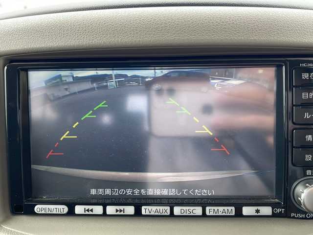 日産 キューブ 15G 山口県 2009(平21)年 17.6万km ベージュ 禁煙車　ローダウン　社外１５インチアルミホイール　ガラスルーフ　ベンチシート　純正ナビ　バックカメラ　フルセグＴＶ　スマートキー　プッシュスタート　ＥＴＣ　オートエアコン　電動格納ミラー　アームレスト