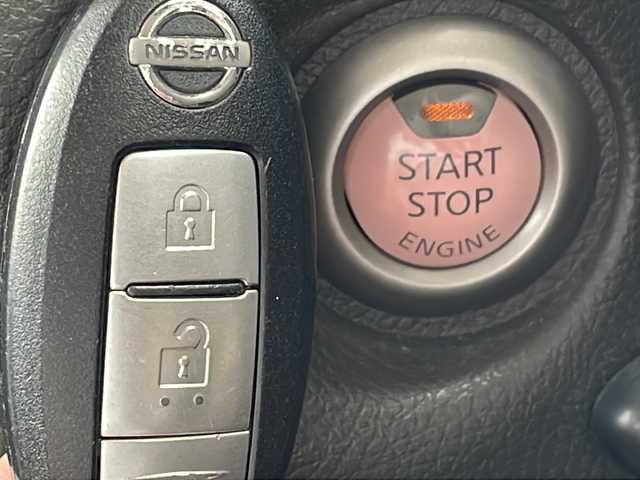 日産 キューブ 15G 山口県 2009(平21)年 17.6万km ベージュ 禁煙車　ローダウン　社外１５インチアルミホイール　ガラスルーフ　ベンチシート　純正ナビ　バックカメラ　フルセグＴＶ　スマートキー　プッシュスタート　ＥＴＣ　オートエアコン　電動格納ミラー　アームレスト