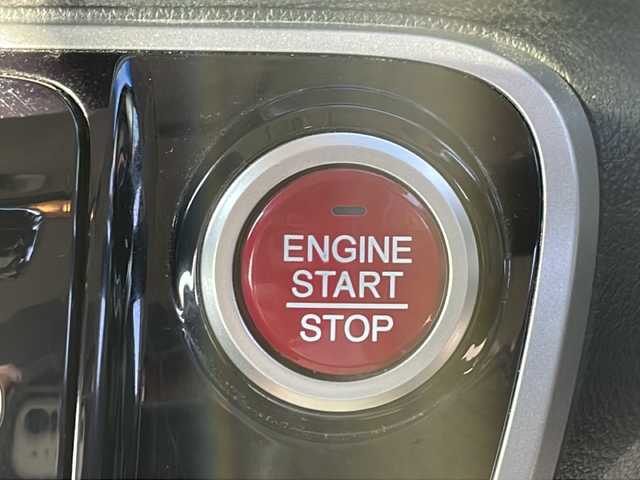 ホンダ Ｎ ＢＯＸ カスタム G Lパッケージ 道北・旭川 2012(平24)年 10.8万km プレミアムディープロッソパール /4WD//禁煙車//社外ディスプレイオーディオ//フルセグTV/CD/DVD/BT/SD//USB/iPod/HDMI/AUX//両側電動スライドドア//純正エンジンスターター//社外ETC//夏タイヤゴムのみ積込み//純正AW//オートライト//キセノンヘッドライト//フォグライト//ミラーヒーター//リアヒーター//純正フロアマット//スマートキー