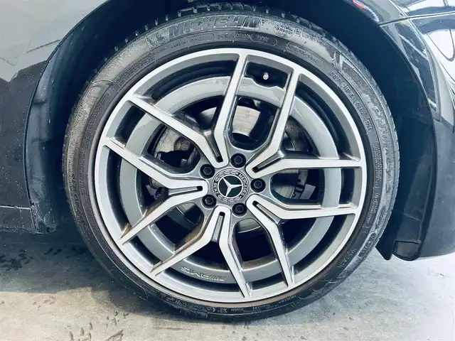 メルセデス・ベンツ Ｅ２００ スポーツ 大阪府 2020(令2)年 2万km オブシディアンブラック レザーエクスクルーシブP/レーダーセーフティP/ブルメスター/HUD/ACC/純正ナビ/TV/360度カメラ/applecarplay/純正19インチAW/LEDヘッドライト/アンビエントライト/電動リアゲート/ワイヤレス充電/黒革/メモリ付きパワーシート/シートヒーター/パフュームアトマイザー