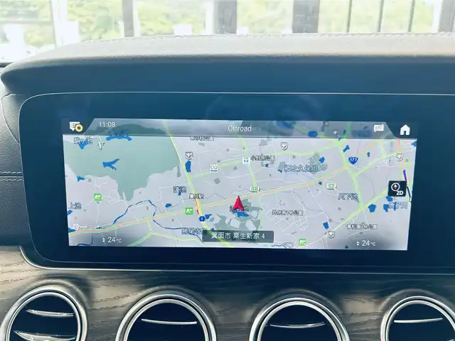 メルセデス・ベンツ Ｅ２００ スポーツ 大阪府 2020(令2)年 2万km オブシディアンブラック レザーエクスクルーシブP/レーダーセーフティP/ブルメスター/HUD/ACC/純正ナビ/TV/360度カメラ/applecarplay/純正19インチAW/LEDヘッドライト/アンビエントライト/電動リアゲート/ワイヤレス充電/黒革/メモリ付きパワーシート/シートヒーター/パフュームアトマイザー