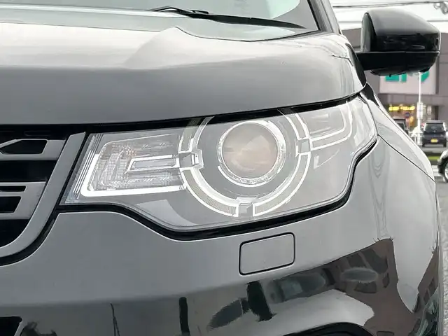 ランドローバー ランドローバー ディスカバリースポーツ　HSE 千葉県 2018(平30)年 6.8万km 黒 ７人乗　１オーナー　ナビ　バックカメラ　ブラックデザインパック　黒革シート メリディアンサウンド 電動リアドア ETC 電動シート シートヒーター ドラレコ フルセグ サイドステップ 19ブラックAW