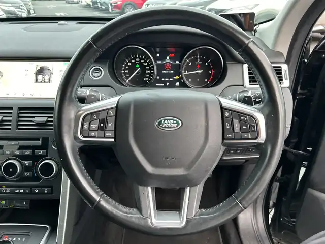 ランドローバー ランドローバー ディスカバリースポーツ　HSE 千葉県 2018(平30)年 6.8万km 黒 ７人乗　１オーナー　ナビ　バックカメラ　ブラックデザインパック　黒革シート メリディアンサウンド 電動リアドア ETC 電動シート シートヒーター ドラレコ フルセグ サイドステップ 19ブラックAW