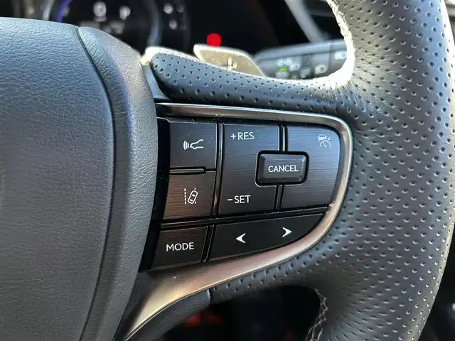 レクサス ＥＳ 300h Fスポーツ 福島県 2021(令3)年 1.2万km ホワイトノーヴァガラスフレーク ムーンルーフ/純正ナビ/(AM/FM/CD/DVD/SD/BT)/フルセグTV/Lexus Safety System＋/レーダークルーズコントロール/ヘッドアップディスプレイ/ブラインドスポットモニター/パノラミックビューモニター/パワーバックドア/前席パワーシート/前席シートヒーター/エアシート/ステアリングヒーター/LEDオートライト/ETC2.0/プッシュスタート/オレンジブレーキキャリパー