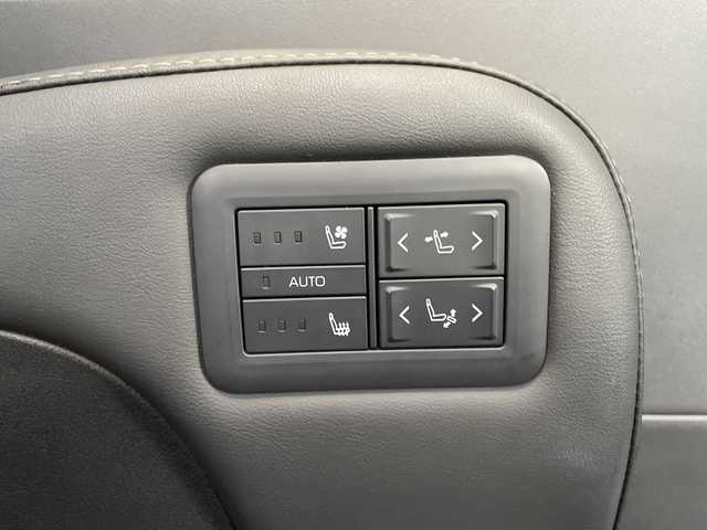 トヨタ アルファード Z 愛知県 2024(令6)年 2.1万km プラチナホワイトパールマイカ 純正14型ディズプレイオーディオナビ/フリップダウンモニター/三眼LEDヘッドライト/全方位カメラ/両側パワースライドドア/ユニバーサルステップ/レーダークルーズコントロール/シートヒーター/エアシート/バックカメラ/電動リアゲート/パワーシート/コーナーセンサー/純正アルミホイール/ETC2.0/ブラインドスポットモニター/ステアリングヒーター/インテリジェントミラー/リアオートエアコン/ドライブレコーダー/ワイヤレス充電機/衝突軽減システム/フルセグ/Bluetooth/ステアリングスイッチ/スマートキー/プッシュスタート