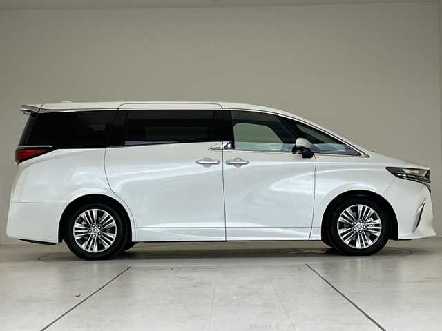 トヨタ アルファード Z 愛知県 2024(令6)年 2.1万km プラチナホワイトパールマイカ 純正14型ディズプレイオーディオナビ/フリップダウンモニター/三眼LEDヘッドライト/全方位カメラ/両側パワースライドドア/ユニバーサルステップ/レーダークルーズコントロール/シートヒーター/エアシート/バックカメラ/電動リアゲート/パワーシート/コーナーセンサー/純正アルミホイール/ETC2.0/ブラインドスポットモニター/ステアリングヒーター/インテリジェントミラー/リアオートエアコン/ドライブレコーダー/ワイヤレス充電機/衝突軽減システム/フルセグ/Bluetooth/ステアリングスイッチ/スマートキー/プッシュスタート