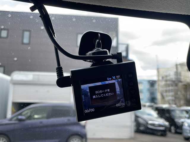 スズキ スペーシア カスタム HYBRID XS ターボ 道央・札幌 2020(令2)年 13万km ピュアホワイトP (株)IDOMが運営する【じしゃロン札幌店】の自社ローン専用車両になりますこちらは現金またはオートローンご利用価格です。自社ローンご希望の方は別途その旨お申し付けください。/メモリナビ/フルセグテレビ/バックカメラ/アイドリングストップ/クルーズコントロール/プッシュスタート/両側パワースライドドア/ETC/HID