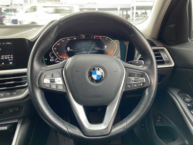 ＢＭＷ ３２０ｄ xDrive 大阪府 2019(令1)年 4.2万km アルピンホワイトⅢ 純正ナビ/フルセグテレビ/バックカメラ/アクティブクルーズコントロール/ほし/スマートキー/プッシュスタート/ETC/20インチアルミホイール/社外エアロ(BEAM)/社外マフラー/保証書/取扱説明書