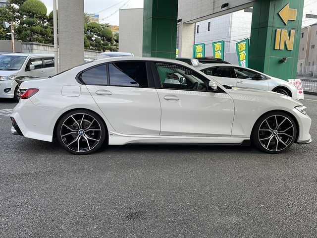ＢＭＷ ３２０ｄ xDrive 大阪府 2019(令1)年 4.2万km アルピンホワイトⅢ 純正ナビ/フルセグテレビ/バックカメラ/アクティブクルーズコントロール/ほし/スマートキー/プッシュスタート/ETC/20インチアルミホイール/社外エアロ(BEAM)/社外マフラー/保証書/取扱説明書