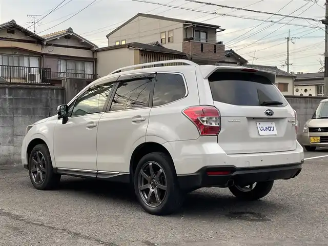 スバル フォレスター 2．0XT アイサイト 京都府 2014(平26)年 7.6万km サテンホワイトパール (株)IDOMが運営する【じしゃロン伏見店】の自社ローン専用車両になりますこちらは現金またはオートローンご利用時の価格です。自社ローンご希望の方は別途その旨お申付け下さい/プッシュスタート/純正ナビ/　・AM/FM/　・CD/DVD/　・TV(フルセグ)/　・Bluetooth/　・AUX/USB/バックカメラ/前後ドライブレコーダー/ETC/クルーズコントロール/パドルシフト/パワーバックドア/前席パワーシート/レザー調シートカバー/純正フロアマット/衝突軽減ブレーキ/レーンキープアシスト/横滑り防止装置/電動格納ミラー/ドアバイザー