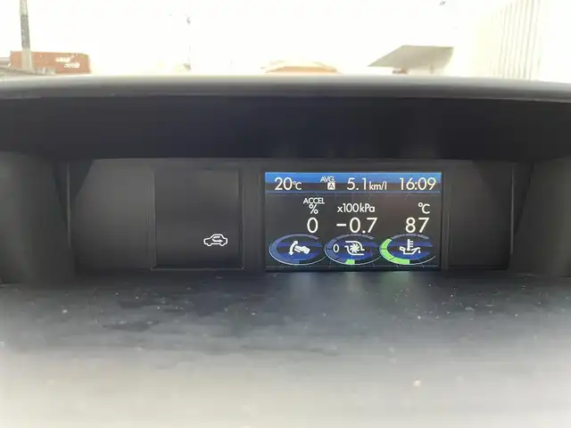 スバル フォレスター 2．0XT アイサイト 京都府 2014(平26)年 7.6万km サテンホワイトパール (株)IDOMが運営する【じしゃロン伏見店】の自社ローン専用車両になりますこちらは現金またはオートローンご利用時の価格です。自社ローンご希望の方は別途その旨お申付け下さい/プッシュスタート/純正ナビ/　・AM/FM/　・CD/DVD/　・TV(フルセグ)/　・Bluetooth/　・AUX/USB/バックカメラ/前後ドライブレコーダー/ETC/クルーズコントロール/パドルシフト/パワーバックドア/前席パワーシート/レザー調シートカバー/純正フロアマット/衝突軽減ブレーキ/レーンキープアシスト/横滑り防止装置/電動格納ミラー/ドアバイザー