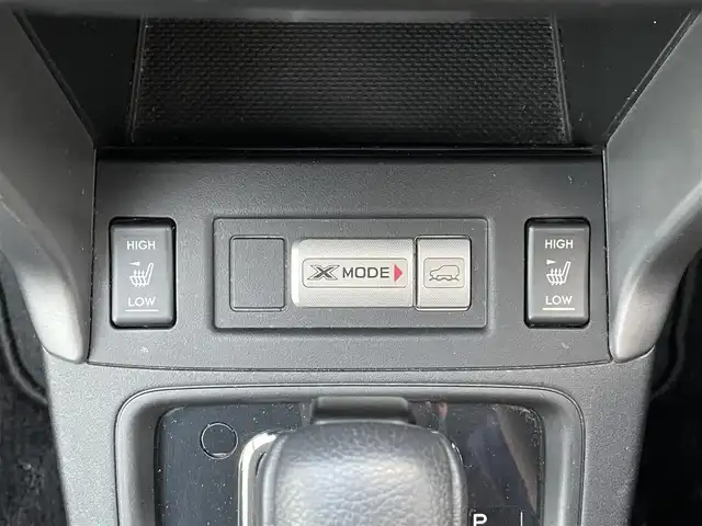 スバル フォレスター 2．0XT アイサイト 京都府 2014(平26)年 7.6万km サテンホワイトパール (株)IDOMが運営する【じしゃロン伏見店】の自社ローン専用車両になりますこちらは現金またはオートローンご利用時の価格です。自社ローンご希望の方は別途その旨お申付け下さい/プッシュスタート/純正ナビ/　・AM/FM/　・CD/DVD/　・TV(フルセグ)/　・Bluetooth/　・AUX/USB/バックカメラ/前後ドライブレコーダー/ETC/クルーズコントロール/パドルシフト/パワーバックドア/前席パワーシート/レザー調シートカバー/純正フロアマット/衝突軽減ブレーキ/レーンキープアシスト/横滑り防止装置/電動格納ミラー/ドアバイザー