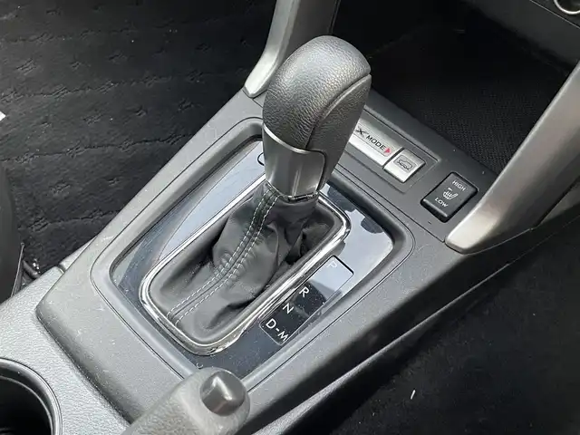 スバル フォレスター 2．0XT アイサイト 京都府 2014(平26)年 7.6万km サテンホワイトパール (株)IDOMが運営する【じしゃロン伏見店】の自社ローン専用車両になりますこちらは現金またはオートローンご利用時の価格です。自社ローンご希望の方は別途その旨お申付け下さい/プッシュスタート/純正ナビ/　・AM/FM/　・CD/DVD/　・TV(フルセグ)/　・Bluetooth/　・AUX/USB/バックカメラ/前後ドライブレコーダー/ETC/クルーズコントロール/パドルシフト/パワーバックドア/前席パワーシート/レザー調シートカバー/純正フロアマット/衝突軽減ブレーキ/レーンキープアシスト/横滑り防止装置/電動格納ミラー/ドアバイザー