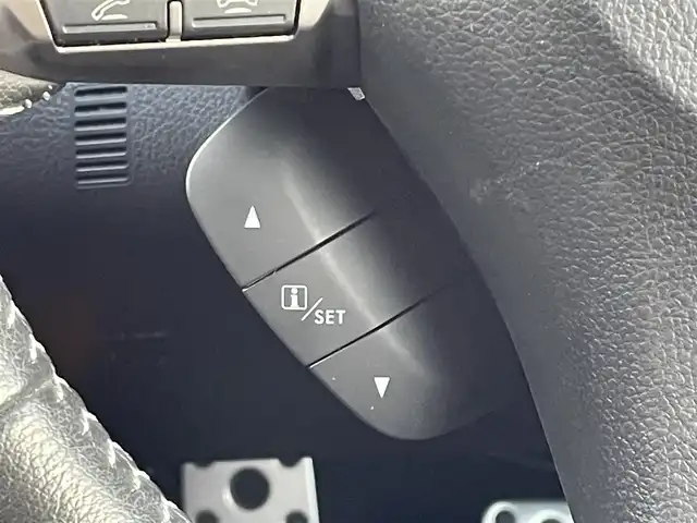 スバル フォレスター 2．0XT アイサイト 京都府 2014(平26)年 7.6万km サテンホワイトパール (株)IDOMが運営する【じしゃロン伏見店】の自社ローン専用車両になりますこちらは現金またはオートローンご利用時の価格です。自社ローンご希望の方は別途その旨お申付け下さい/プッシュスタート/純正ナビ/　・AM/FM/　・CD/DVD/　・TV(フルセグ)/　・Bluetooth/　・AUX/USB/バックカメラ/前後ドライブレコーダー/ETC/クルーズコントロール/パドルシフト/パワーバックドア/前席パワーシート/レザー調シートカバー/純正フロアマット/衝突軽減ブレーキ/レーンキープアシスト/横滑り防止装置/電動格納ミラー/ドアバイザー