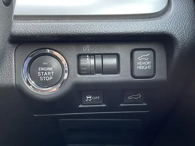 スバル フォレスター 2．0XT アイサイト 京都府 2014(平26)年 7.6万km サテンホワイトパール (株)IDOMが運営する【じしゃロン伏見店】の自社ローン専用車両になりますこちらは現金またはオートローンご利用時の価格です。自社ローンご希望の方は別途その旨お申付け下さい/プッシュスタート/純正ナビ/　・AM/FM/　・CD/DVD/　・TV(フルセグ)/　・Bluetooth/　・AUX/USB/バックカメラ/前後ドライブレコーダー/ETC/クルーズコントロール/パドルシフト/パワーバックドア/前席パワーシート/レザー調シートカバー/純正フロアマット/衝突軽減ブレーキ/レーンキープアシスト/横滑り防止装置/電動格納ミラー/ドアバイザー