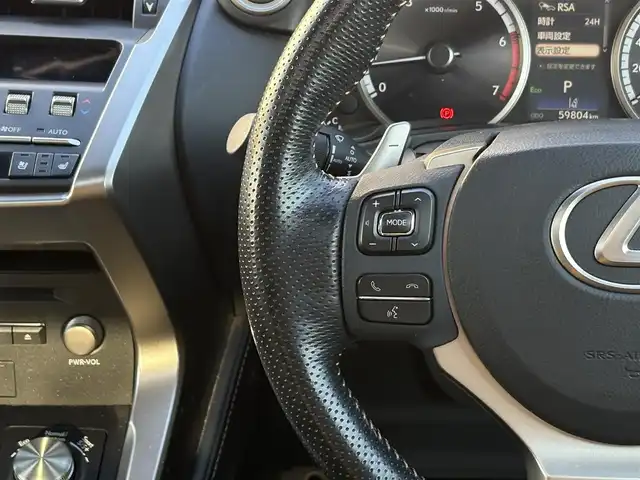レクサス ＮＸ 300 Fスポーツ 岩手県 2019(令1)年 6万km ホワイトノーヴァガラスフレーク 禁煙車/サンルーフ/全方位カメラ/パワーバックドア/ハンドルヒーター/ミラーヒーター/シートヒーター/エアシート/純正ナビ/→フルセグTV/Bluetooth/CD/DVD/FM/AM/バックカメラ/ステアリングスイッチ/ブラインドスポットモニター/レーンキープアシスト/衝突軽減システム/電子パーキング/オートブレーキホールド/横滑り防止装置/コーナーセンサー/〇プッシュスタート/〇パドルシフト/〇電動格納ミラー/〇ウィンカーミラー/〇フロアマット/〇シガーソケット/〇USBポート/〇スマートキー/スマートキー/前後ドライブレコーダー/ビルトインETC