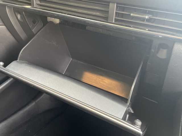 マツダ マツダ３セダン XD プロアクティブ 兵庫県 2019(令1)年 4.9万km マシーングレープレミアムM 純正ナビ/（CD/DVD/BT/フルセグTV）/全方位カメラ/ETC/純正フロアマット/コーナーセンサー/LEDヘッドライト/AUTOライト/スマートキー/スペアキー/保証書/取扱説明書