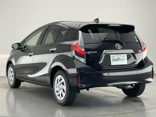 トヨタ アクア S スタイルブラック 愛知県 2018(平30)年 1.7万km ブラックマイカ 純正９型ナビ　バックカメラ　ＥＴＣ　禁煙車　フルセグＴＶ　Ｂｌｕｅｔｏｏｔｈ　プッシュスタート　セーフティセンス　衝突軽減　車線逸脱　オートハイビーム　純正フロアマット　電格ミラー　コーナーセンサー