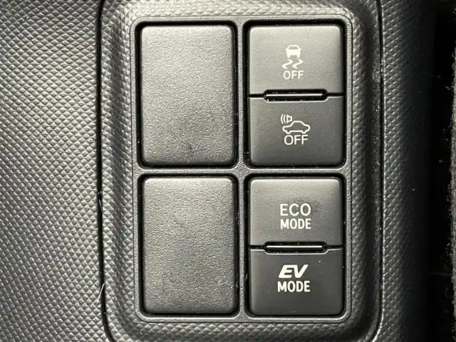 トヨタ アクア S スタイルブラック 愛知県 2018(平30)年 1.7万km ブラックマイカ 純正９型ナビ　バックカメラ　ＥＴＣ　禁煙車　フルセグＴＶ　Ｂｌｕｅｔｏｏｔｈ　プッシュスタート　セーフティセンス　衝突軽減　車線逸脱　オートハイビーム　純正フロアマット　電格ミラー　コーナーセンサー