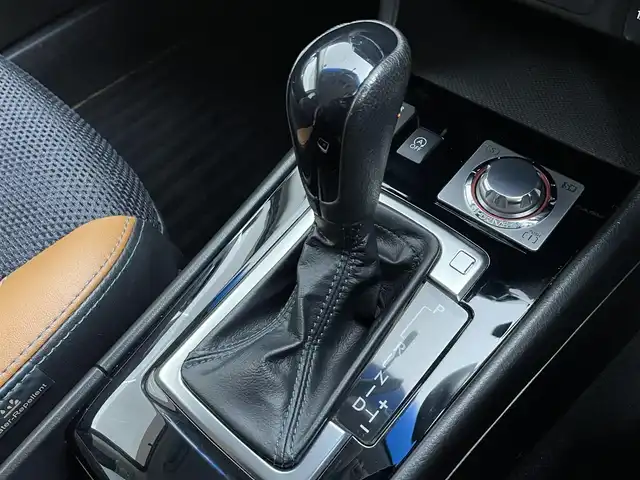 スバル エクシーガクロスオーバー７ X－ブレイク 道央・札幌 2017(平29)年 6.6万km クリスタルブラックシリカ ・４ＷＤ/・ＤＩＡＴＯＮＥナビ/・バックカメラ/・アイサイト/・スマートキー＆プッシュスタート/・ＭＴモード付ＡＴ/・パドルシフト/・ＥＴＣ/・レーダークルーズコントロール/・Ｄ＋Ｎ席パワーシート/・Ｄ＋Ｎシートヒーター/・フルセグ＆Ｂｌｕｅｔｏｏｔｈ＆ＣＤ＆ＤＶＤ/・ステアリングスイッチ/・ＨＩＤヘッドライト/・フロントフォグランプ/・ルーフレール/・オートライト/・オートエアコン/・純正アルミホイール/・純正フロアマット