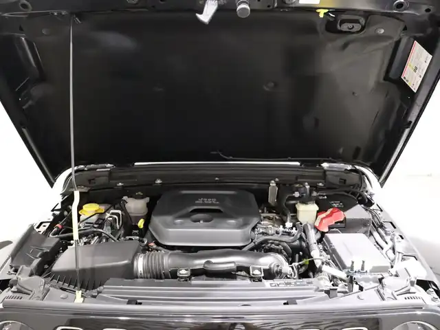 クライスラー・ジープ ジープ ラングラー アンリミテッド オーバーランド 静岡県 2019(令1)年 5.9万km ブラック 純正ナビTV/F・左S・Rカメラ/Mopar製ハードトップヘッドライナー/ALPINE製サブウーハー/ACC/BSM/ParkSenseフロント・リアパークアシスト/ETC2.0/ドライブレコーダー前後/純正LEDヘッドライト/黒革シート/前席シートヒーター/ステアリングヒーター/純正18インチアルミホイール/ヒルディセントコントロール/リア5面プライバシーガラス/背面タイヤハードカバー/サイドステップ/スマートキーx2