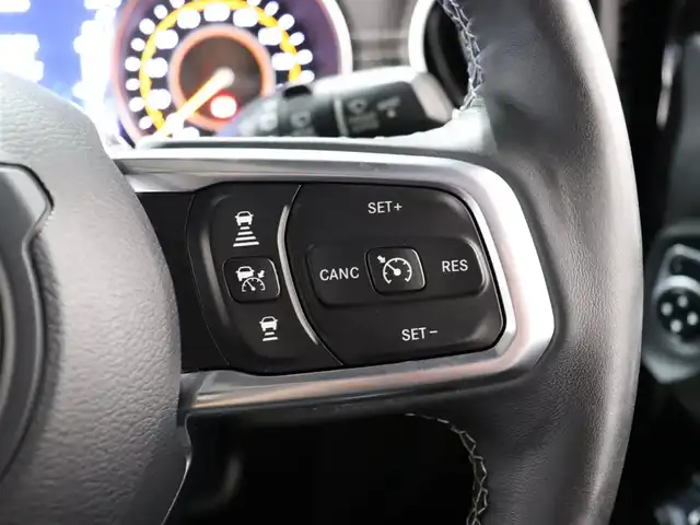 クライスラー・ジープ ジープ ラングラー アンリミテッド オーバーランド 静岡県 2019(令1)年 5.9万km ブラック 純正ナビTV/F・左S・Rカメラ/Mopar製ハードトップヘッドライナー/ALPINE製サブウーハー/ACC/BSM/ParkSenseフロント・リアパークアシスト/ETC2.0/ドライブレコーダー前後/純正LEDヘッドライト/黒革シート/前席シートヒーター/ステアリングヒーター/純正18インチアルミホイール/ヒルディセントコントロール/リア5面プライバシーガラス/背面タイヤハードカバー/サイドステップ/スマートキーx2