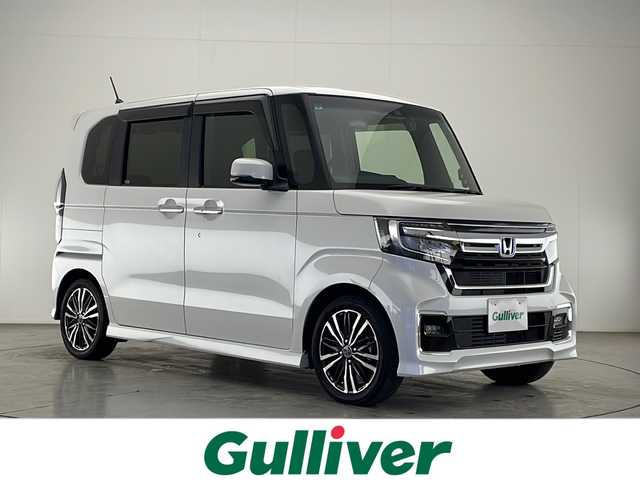 ホンダ Ｎ ＢＯＸ カスタム L 宮崎県 2021(令3)年 2.9万km プラチナホワイトパール 禁煙車/ホンダセンシング/社外ナビTV/（AVIC-RZ711/CD/DVD/Bluetooth/フルセグTV)/社外バックカメラ/社外15インチアルミ/社外ETC/社外前後ドライブレコーダー/純正LEDオートライト/純正LEDフォグ/純正エアロ/純正ルーフエンドスポイラー/純正フロアマット/左側電動スライドドア/アダプティブクルーズコントロール/レーンディパーチャーアラート/クリアランスソナー/ウインカードアミラー/リアプライバシーガラス/オートエアコン（プラズマクラスター）/スマートキー/プッシュエンジンスタート/新車時保証書/取扱い説明書