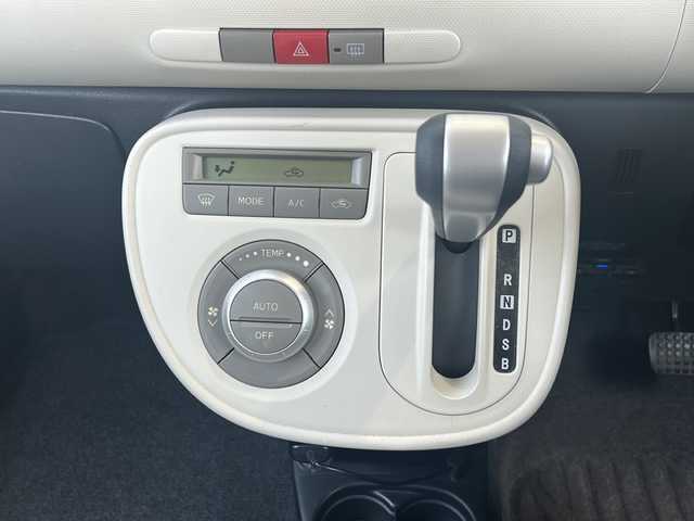 ダイハツ ミラ ココア X 静岡県 2013(平25)年 5.2万km プラムブラウンクリスタルマイカ 社外ナビ/・CD/DVD/・AM/FM/・Bluetooth/・フルセグTV/主要装備/・ＥＴＣ/・オートエアコン/・アイドリングストップ/・ハロゲンヘッドライト/・マニュアルレベリング/・ＡＢＳ/・全席パワーウィンドウ（運転席オート）/・純正ホイールキャップ/・ベンチシート