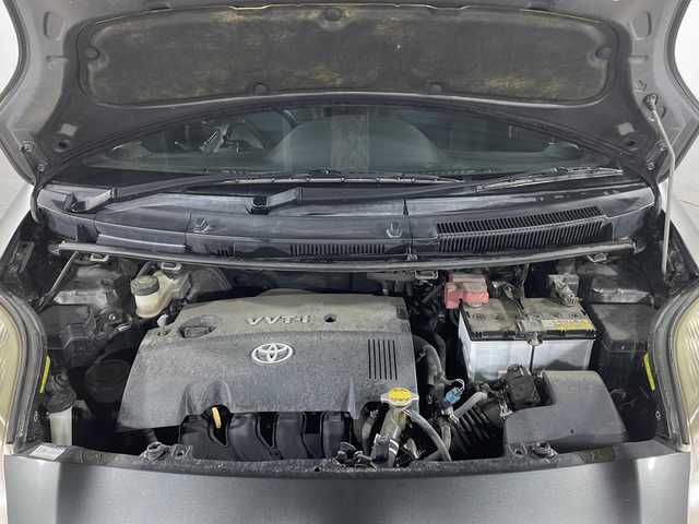 トヨタ ヴィッツ RS 福岡県 2010(平22)年 10.1万km グレーメタリック 純正ナビ/Bluetooth/フルセグ/ETC/CD/DVD/パドルシフト/盗難防止装置/ABS/AAC/スマートキー/プッシュスタート/Wエアバッグ/カーテンエアバッグ