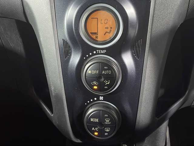 トヨタ ヴィッツ RS 福岡県 2010(平22)年 10.1万km グレーメタリック 純正ナビ/Bluetooth/フルセグ/ETC/CD/DVD/パドルシフト/盗難防止装置/ABS/AAC/スマートキー/プッシュスタート/Wエアバッグ/カーテンエアバッグ