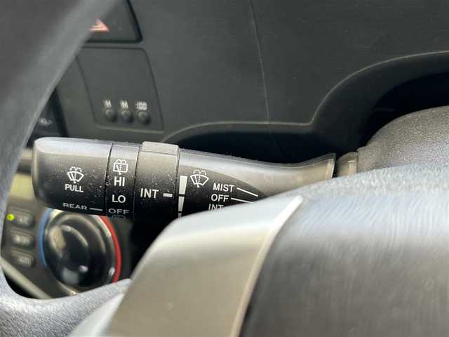 トヨタ アクア S 沖縄県 2014(平26)年 4.8万km ディープアメジストマイカメタリック (株)IDOMが運営する【じしゃロンOO店】の自社ローン専用車両になりますこちらは現金またはオートローンご利用時の価格です。自社ローンご希望の方は別途その旨お申付け下さい/・プッシュスタート /・ナビ /・TV /・バックカメラ /・Bluetooth接続　/・ETC　/・純正フロアマット　/・アイドリングストップ　/・ABS　/・スマートキー　/・パワーステアリング　/・取扱説明書　/・保証書　