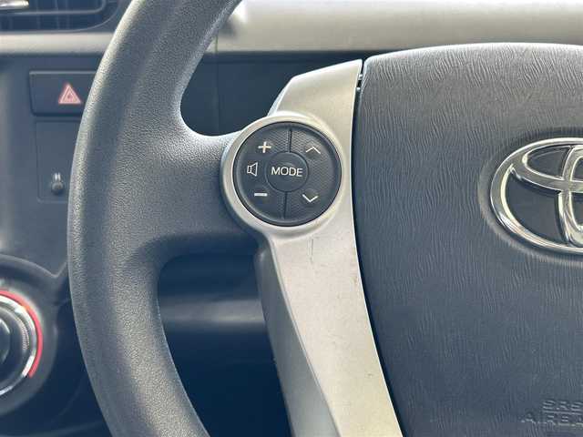 トヨタ アクア S 沖縄県 2014(平26)年 4.8万km ディープアメジストマイカメタリック (株)IDOMが運営する【じしゃロンOO店】の自社ローン専用車両になりますこちらは現金またはオートローンご利用時の価格です。自社ローンご希望の方は別途その旨お申付け下さい/・プッシュスタート /・ナビ /・TV /・バックカメラ /・Bluetooth接続　/・ETC　/・純正フロアマット　/・アイドリングストップ　/・ABS　/・スマートキー　/・パワーステアリング　/・取扱説明書　/・保証書　