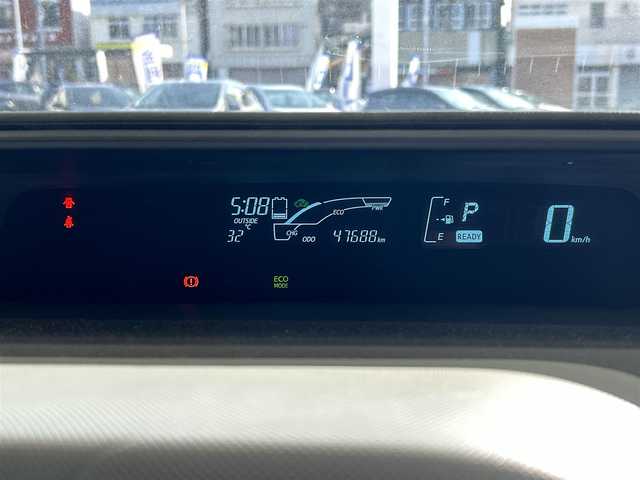 トヨタ アクア S 沖縄県 2014(平26)年 4.8万km ディープアメジストマイカメタリック (株)IDOMが運営する【じしゃロンOO店】の自社ローン専用車両になりますこちらは現金またはオートローンご利用時の価格です。自社ローンご希望の方は別途その旨お申付け下さい/・プッシュスタート /・ナビ /・TV /・バックカメラ /・Bluetooth接続　/・ETC　/・純正フロアマット　/・アイドリングストップ　/・ABS　/・スマートキー　/・パワーステアリング　/・取扱説明書　/・保証書　
