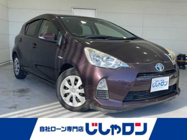 トヨタ アクア S 沖縄県 2014(平26)年 4.8万km ディープアメジストマイカメタリック (株)IDOMが運営する【じしゃロンコザ店】の自社ローン専用車両になりますこちらは現金またはオートローンご利用時の価格です。自社ローンご希望の方は別途その旨お申付け下さい/・プッシュスタート /・ナビ /・TV /・バックカメラ /・Bluetooth接続　/・ETC　/・純正フロアマット　/・アイドリングストップ　/・ABS　/・スマートキー　/・パワーステアリング　/・取扱説明書　/・保証書　