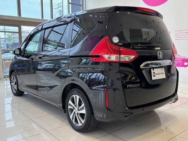 ホンダ フリード ハイブリット G ホンダセンシング 埼玉県 2020(令2)年 5.6万km クリスタルブラックパール ホンダセンシング/純正メモリナビ/　　CD/DVD/BT/フルセグ/バックカメラ/両側パワースライドドア/レーダークルーズコントロール/LEDオートライト/ハーフレザーシート/シートヒーター/純正15インチアルミホイール/ステアリングスイッチ/USBポート/純正ETC