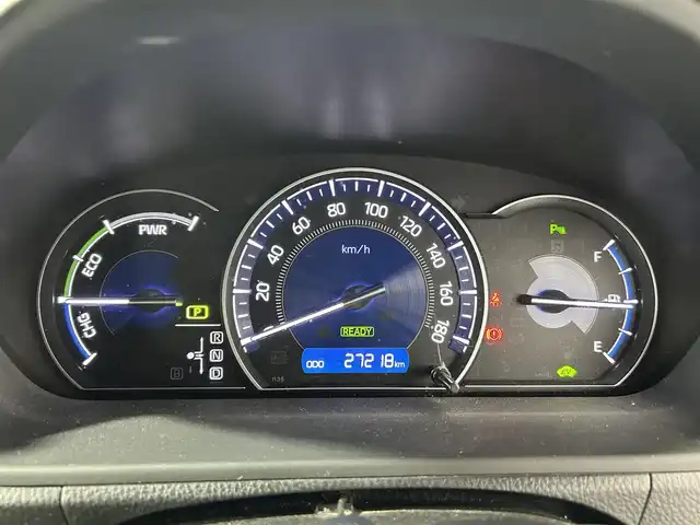トヨタ エスクァイア ハイブリッド Gi 大阪府 2021(令3)年 2.8万km ブラック 純正9incナビ(フルセグ/DVD再生/Bluetooth) バックカメラ 後席モニター ETC 両側パワースライドドア 革シート シートヒーター 衝突軽減 クルコン トヨタセーフティセンス ドラレコ