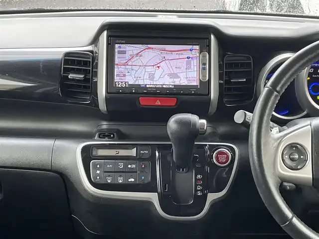 ホンダ Ｎ ＢＯＸ G ターボ SSパッケージ 福岡県 2014(平26)年 8.8万km スマートブラック (株)IDOMが運営する【じしゃロン八幡西店】の自社ローン専用車両になります。こちらは現金またはオートローンご利用時の価格です。自社ローンご希望の方は別途その旨お申付け下さい/スマートキー/純正メモリナビ /Bluetooth/ワンセグ/バックカメラ/両側パワースライドドア/クルーズコントロール/ウィンカーミラー/ETC/HID/オートライト
