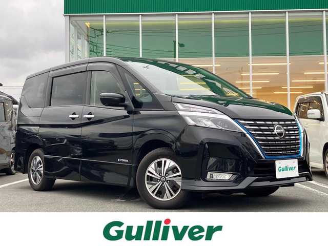 日産 セレナ e－パワー ハイウェイスター V 静岡県 2021(令3)年 4.7万km ダイヤモンドブラック エンジンスタートボタン/取扱説明書/パワーステアリング/パワーウィンドウ/パーキングアシスト/アイドリングストップ/WAC/スマートキー（スペアキー1本）/クルーズコントロール（追従走行：有）/フリップダウンモニター/USB入力端子/ビルトインETC/全方位カメラ/純正SDナビ（BT接続、ワンセグTV、CDチェンジャー）/3列シート/ウォークスルー/社外フロアマット/布系シート/D+N席シートヒーター/両側パワースライドドア/純正アルミホイール/ABS/横滑り防止装置/レーンキープアシスト/オートライト/ナイトビジョン/前後コーナーセンサー/LEDヘッドライト/W+サイドエアバック/衝突軽減システム/ステアリングヒーター