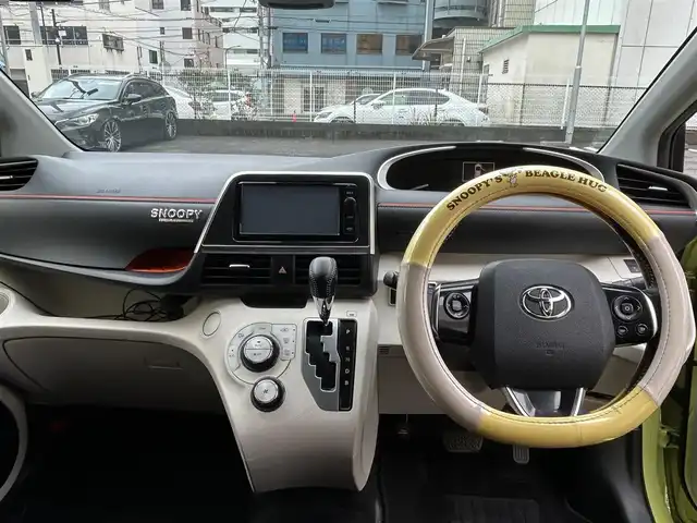 トヨタ シエンタ ハイブリッド G 神奈川県 2016(平28)年 11.4万km エアーイエロー ワンオーナー/Toyota Safety Sense C/・プリクラッシュセーフティシステム/・レーンディパーチャーアラート/・オートマチックハイビーム/・先行車発進告知機能/純正メモリナビ＆フルセグTV/CD/DVD/SD/BT/バックカメラ/ドライブレコーダー/ETC/両側パワースライドドア/LEDライト/フォグランプ/電動格納ミラー/プッシュスタート/スマートキー/Wエアバック/ABS/ドアバイザー/フロアマット/取扱説明書/保証書