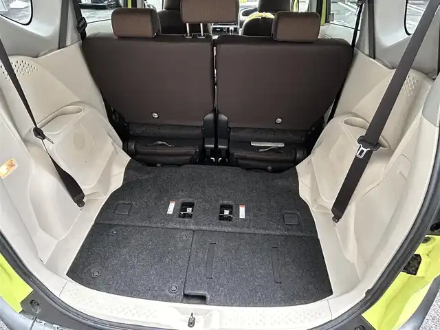 トヨタ シエンタ ハイブリッド G 神奈川県 2016(平28)年 11.4万km エアーイエロー ワンオーナー/Toyota Safety Sense C/・プリクラッシュセーフティシステム/・レーンディパーチャーアラート/・オートマチックハイビーム/・先行車発進告知機能/純正メモリナビ＆フルセグTV/CD/DVD/SD/BT/バックカメラ/ドライブレコーダー/ETC/両側パワースライドドア/LEDライト/フォグランプ/電動格納ミラー/プッシュスタート/スマートキー/Wエアバック/ABS/ドアバイザー/フロアマット/取扱説明書/保証書