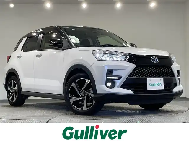 トヨタ ライズ Z 愛知県 2022(令4)年 4万km ブラックマイカメタリック/シャイニングホワイトパール 純正９型ディスプレイオーディオ　/（Bluetooth/フルセグTV/CarPlay/iPod)/パノラマミックビューモニター　/スマートアシスト　/　　-レーダークルーズコントロール　/　　-衝突軽減ブレーキ　/　　-車線逸脱警報/　　-先行車発進お知らせ/　　-オートハイビーム/　　-コーナーセンサー/　　-標識認識機能/ビルトインＥＴＣ　/シートヒーター　/ドライブレコーダー　/ＬＥＤヘッドライト/フォグランプ/オートブレーキホールド機能