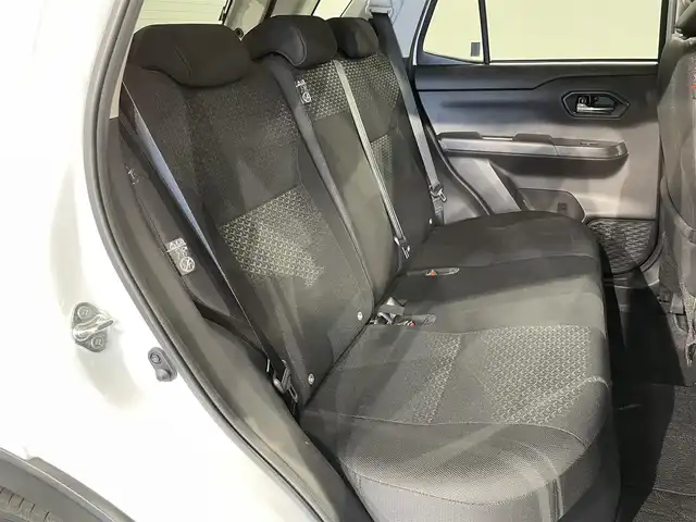 トヨタ ライズ Z 愛知県 2022(令4)年 4万km ブラックマイカメタリック/シャイニングホワイトパール 純正９型ディスプレイオーディオ　/（Bluetooth/フルセグTV/CarPlay/iPod)/パノラマミックビューモニター　/スマートアシスト　/　　-レーダークルーズコントロール　/　　-衝突軽減ブレーキ　/　　-車線逸脱警報/　　-先行車発進お知らせ/　　-オートハイビーム/　　-コーナーセンサー/　　-標識認識機能/ビルトインＥＴＣ　/シートヒーター　/ドライブレコーダー　/ＬＥＤヘッドライト/フォグランプ/オートブレーキホールド機能